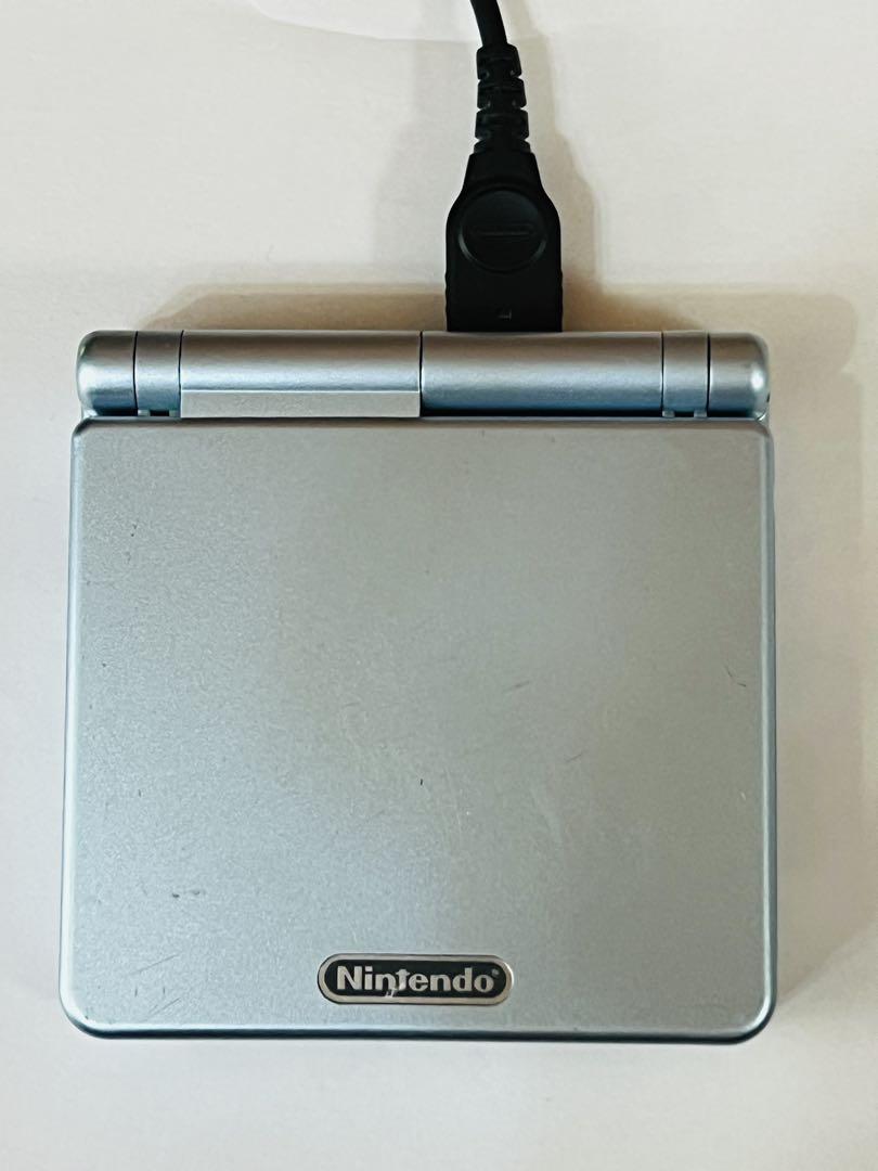 Nintendo Game Boy Advance SP シルバー