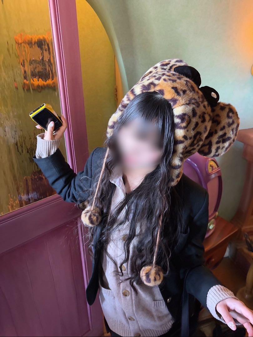 ミニーちゃん　ファンキャップ　ヒョウ柄