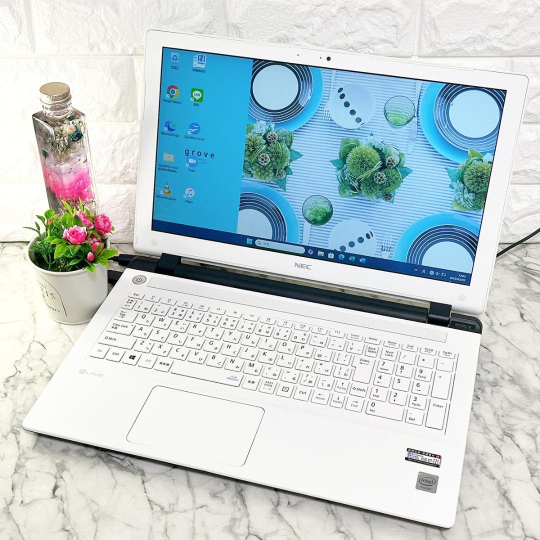 スケールモデル 新作 美品✨Windows11✨爆速SSD✨すぐ使えるノートパソコン白✨カメラ NEC Windowsノート本体