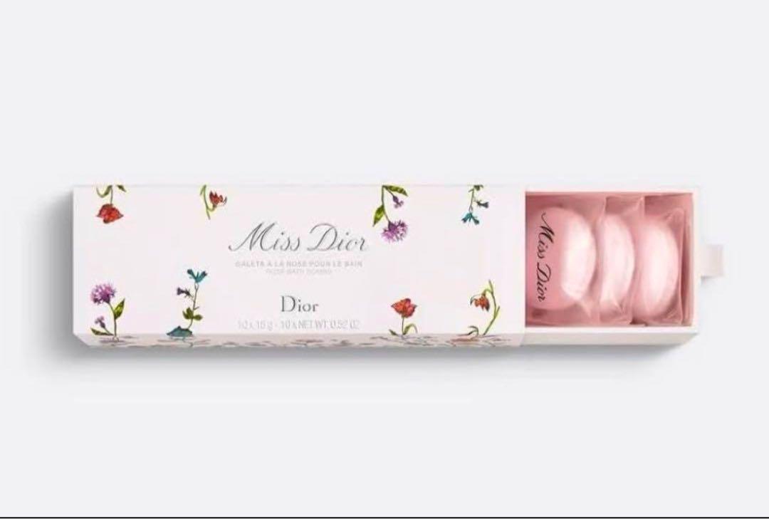 Miss Dior ローズ バスボム 10個入り