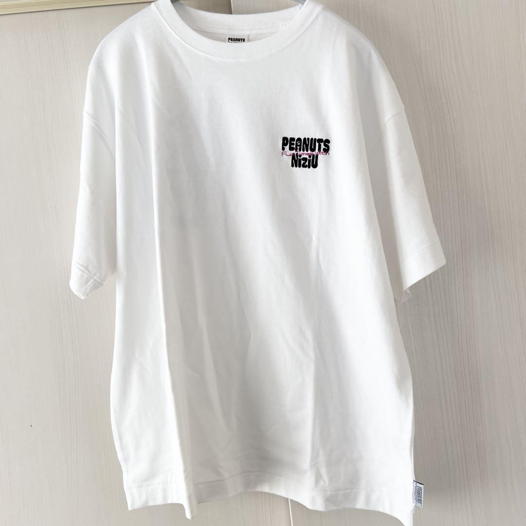 PEANUTS NiziUコラボ Tシャツ Mサイズ SNOOPY ライブ 白 Tシャツ