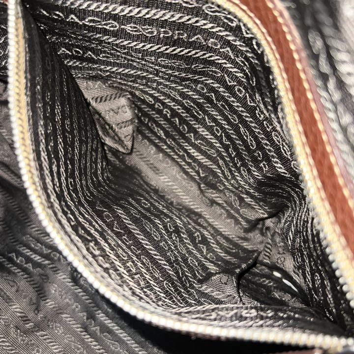として PRADA レザー ロゴ刻印 ラウンドファスナー 鞄 e1x3Y-m55407122396 プラダ トートバッグ 本革 ブラウン