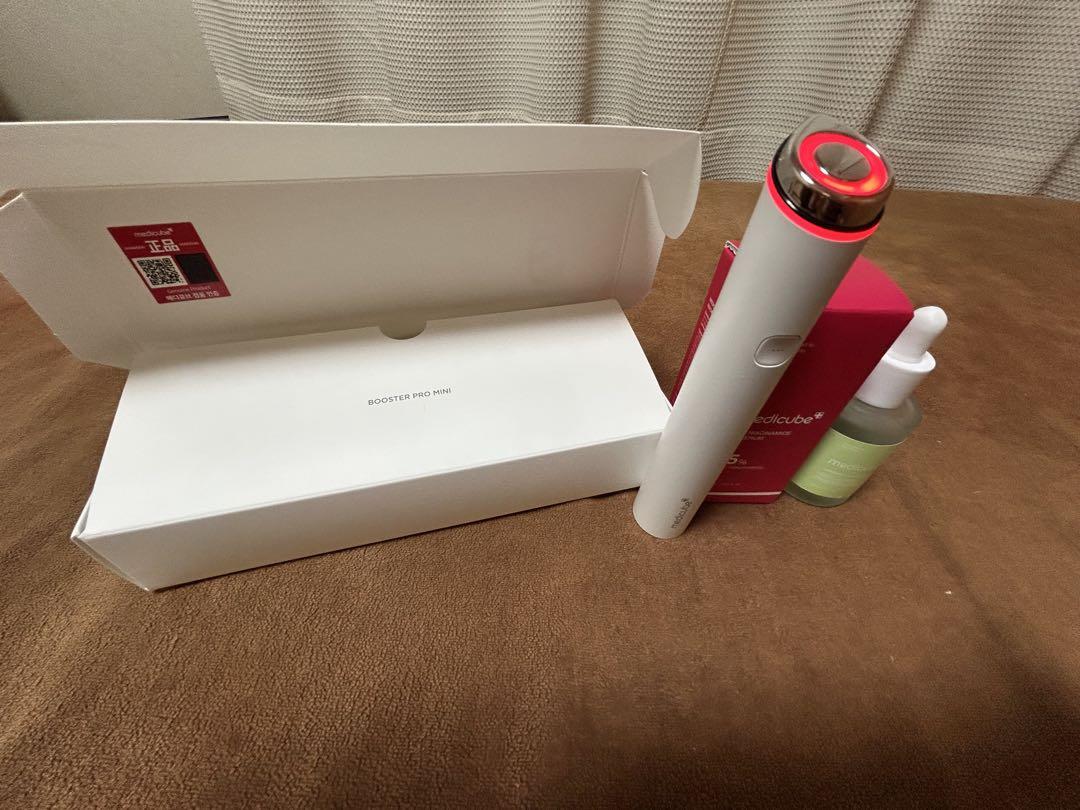 メディキューブ美顔器と美容液