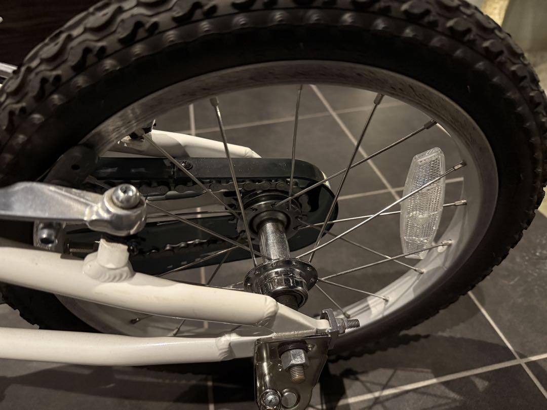 GARNEAU 16インチ