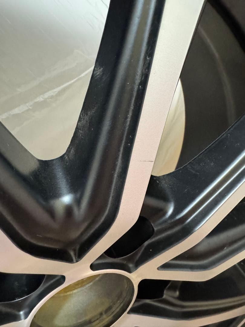 VST ホイール & Pirelli スタッドレスセット 235/60 R17 VST ホイール & Pirelli スタッドレスセット 235/60 R17