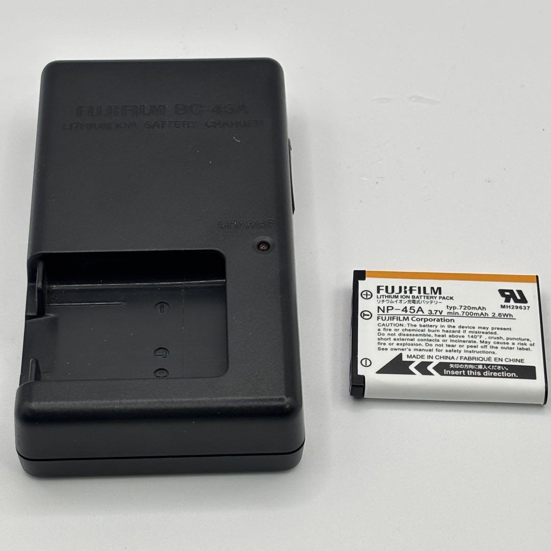 デジタルカメラ FUJIFILM FinePix Z1000EXR