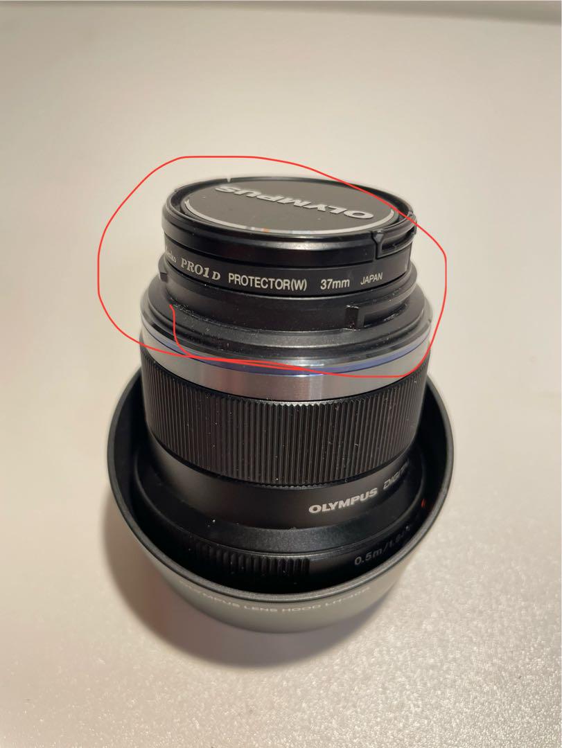 【美品】OLYMPUS 45mm F1.8 黒 レンズフード傷あり