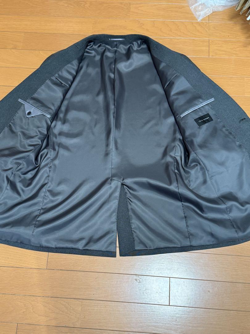 テットオム　moistiva ストレッチスーツ