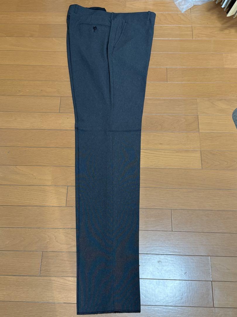 テットオム　moistiva ストレッチスーツ