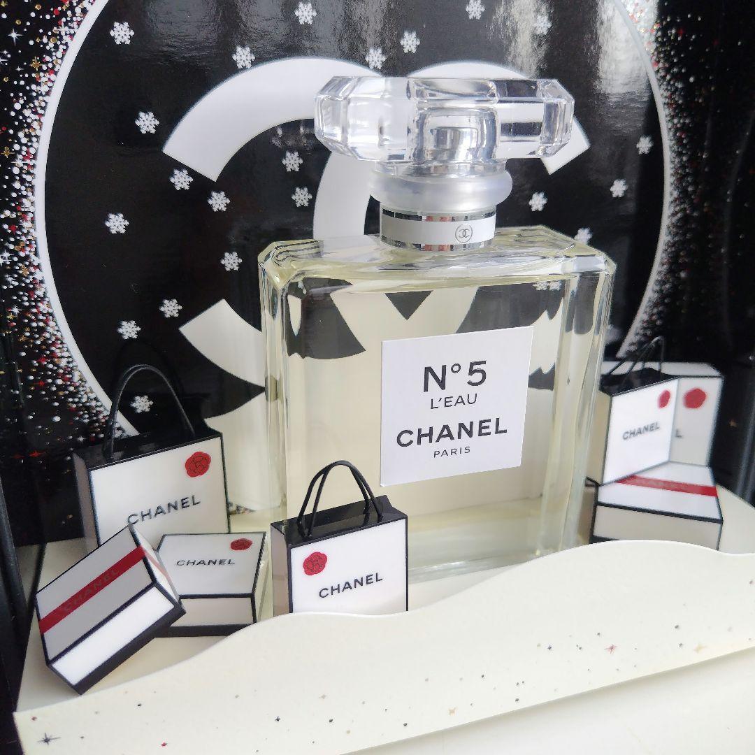 未使用！正規品 CHANEL N°5 ロー オードゥトワレット シアターコフレ