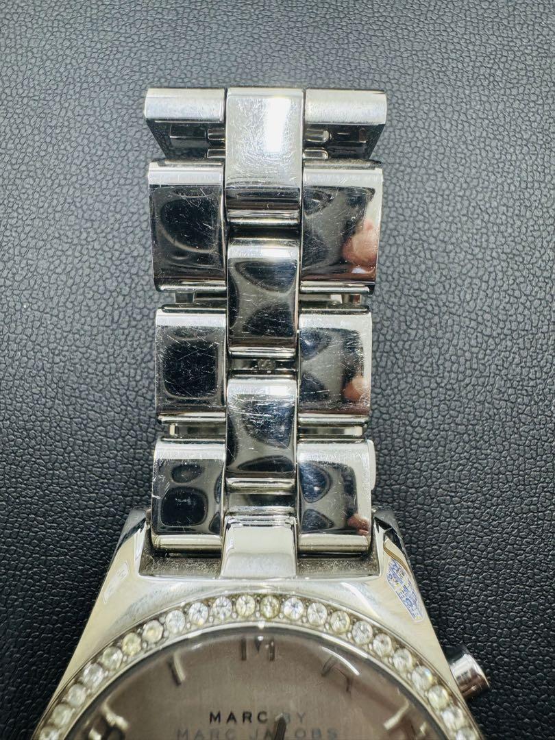 THE MARC JACOBS シルバー腕時計 MARC BY MARC JACOBS MBM3130 シルバー腕時計 - メルカリ