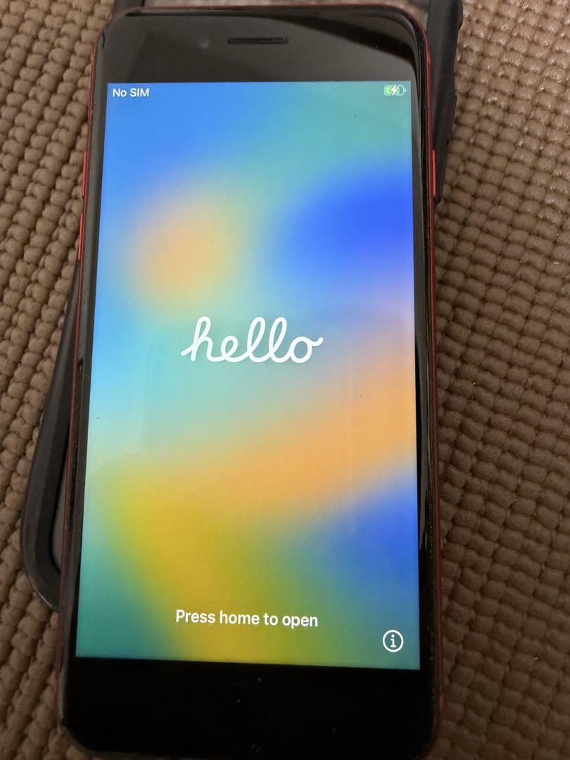 iPhone8 64GB レッド