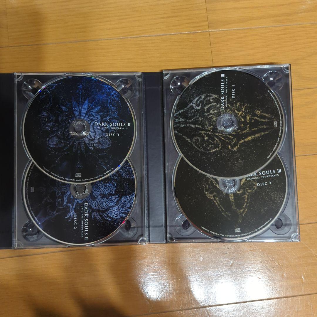 DARK SOULS