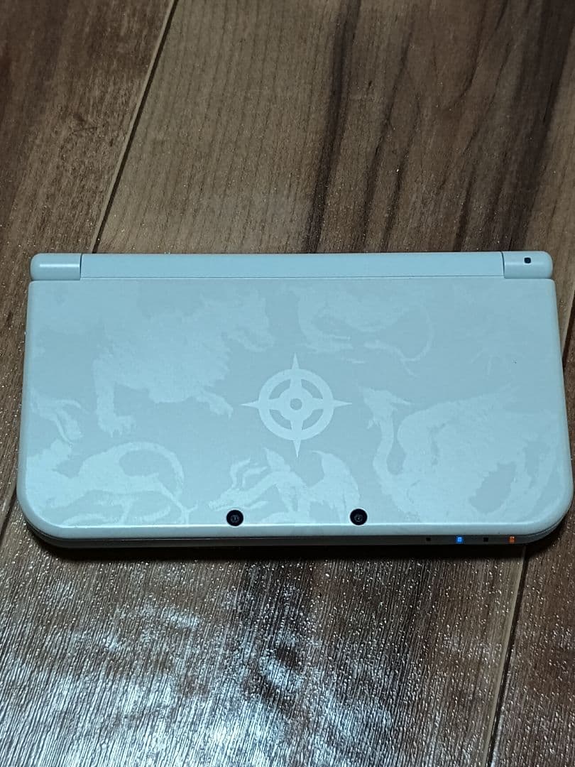 Newニンテンドー3DSLL ファイアーエムブレムif エディション 本体のみ目立った傷や汚れなし
