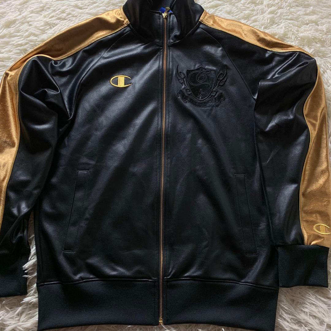 極美品■CHAMPION ジャージ セットアップ 黒 金 L 長袖 魔裟斗モデル 極美品■CHAMPION ジャージ セットアップ 黒 金 L 長袖 魔裟斗モデル