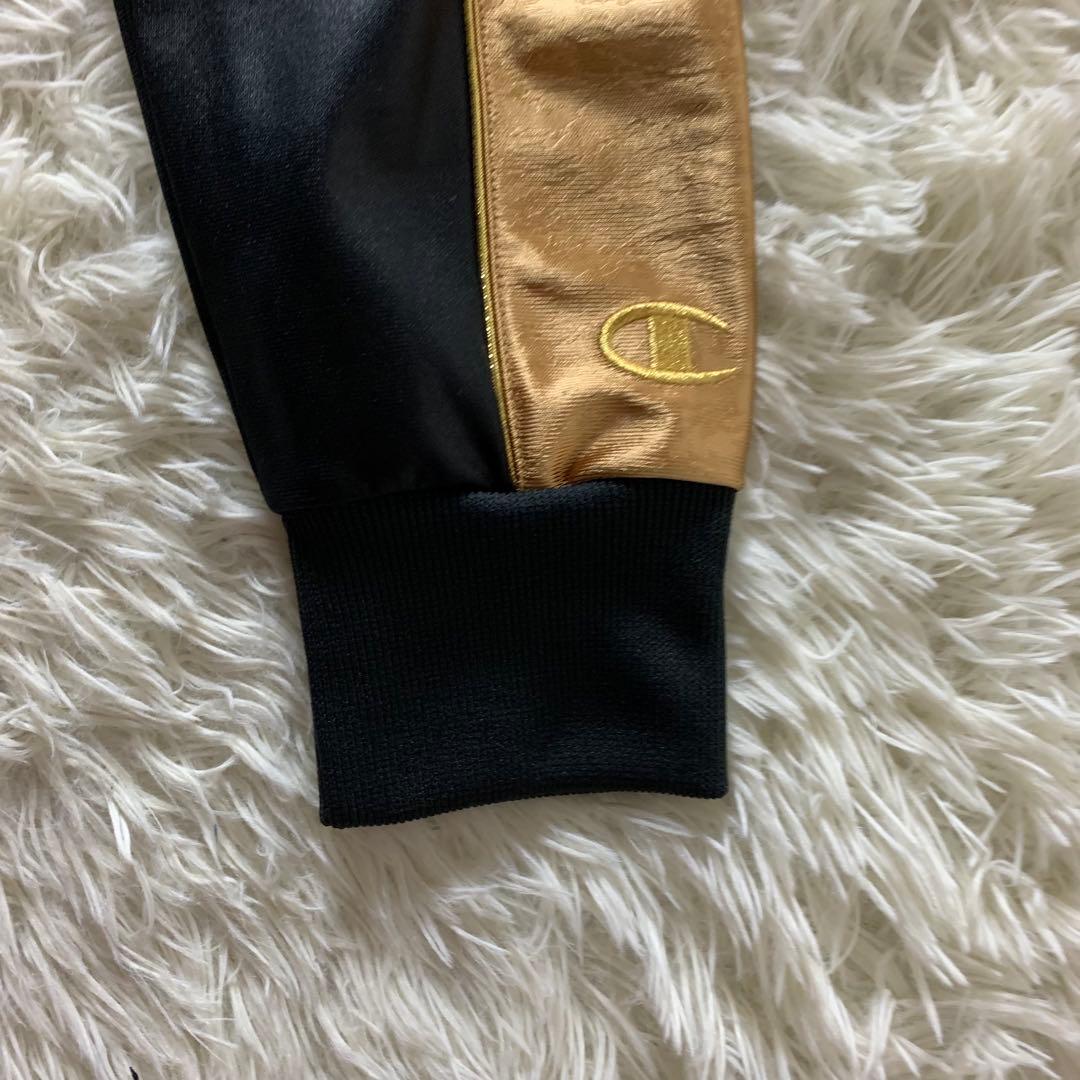 極美品■CHAMPION ジャージ セットアップ 黒 金 L 長袖 魔裟斗モデル 極美品■CHAMPION ジャージ セットアップ 黒 金 L 長袖 魔裟斗モデル