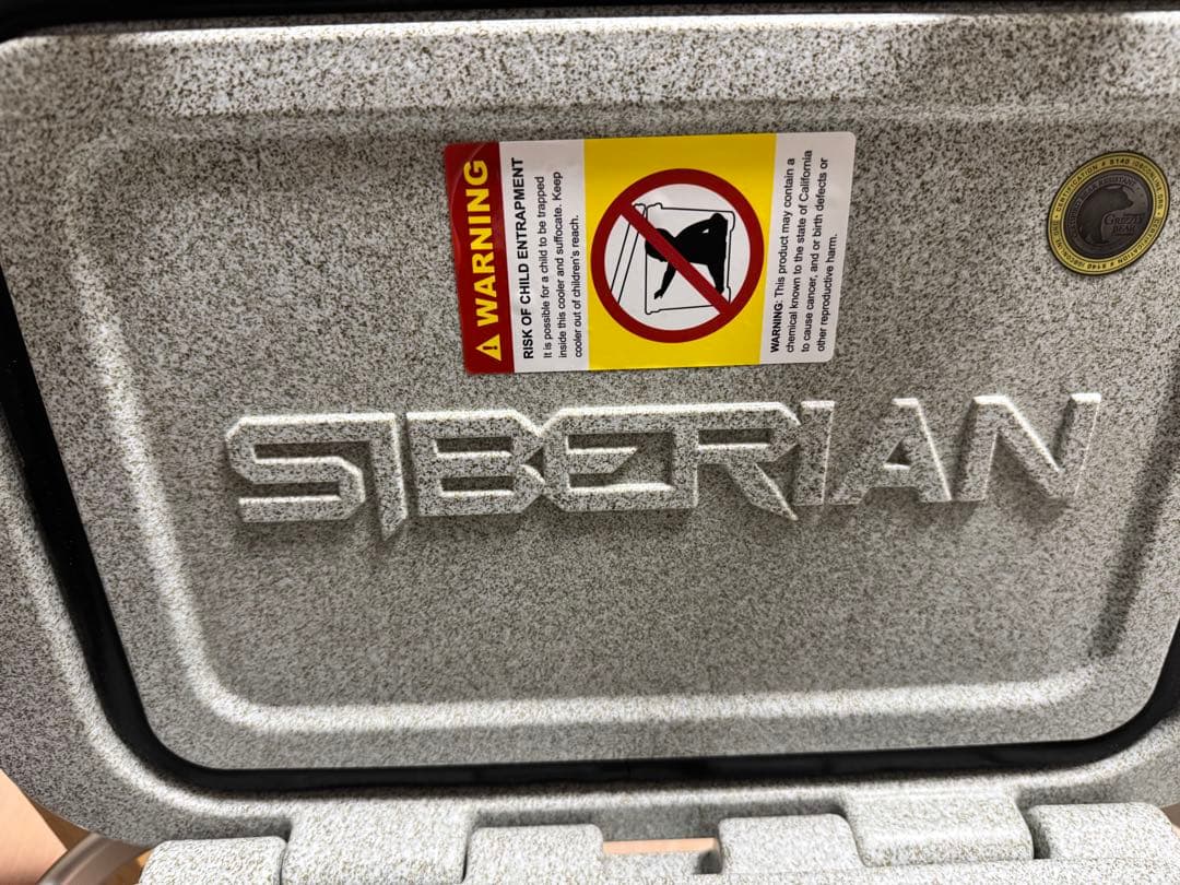 クーラーボックス 20.8L