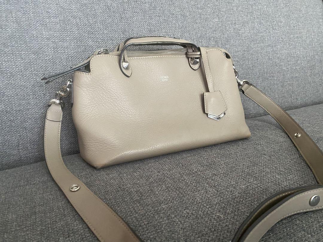 本日限定価格 FENDIバイザウェイ グレージュ