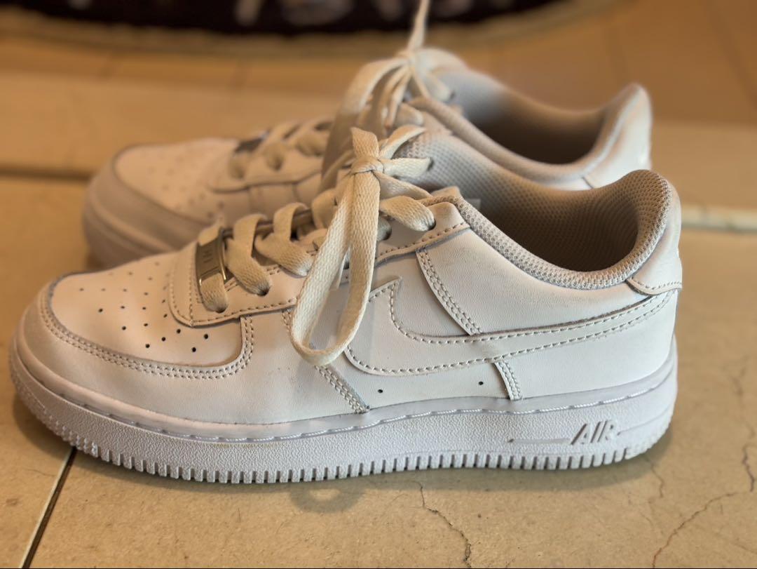 Nike Air Force 1 ホワイトキッズシューズ