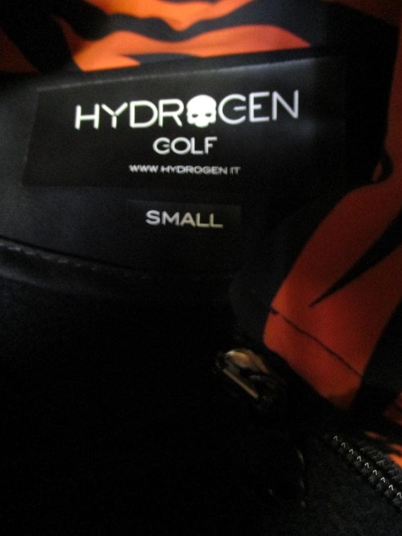 【値下】ハイドロゲン★WINTER GOLF VEST★未使用正規★送料無料 【値下】ハイドロゲン★WINTER GOLF VEST★未使用正規★送料無料