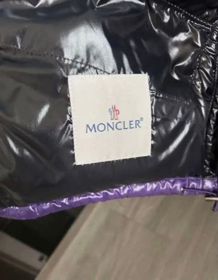 MONCLER 紫色 ダウンジャケット MONCLER 紫色 ダウンジャケット