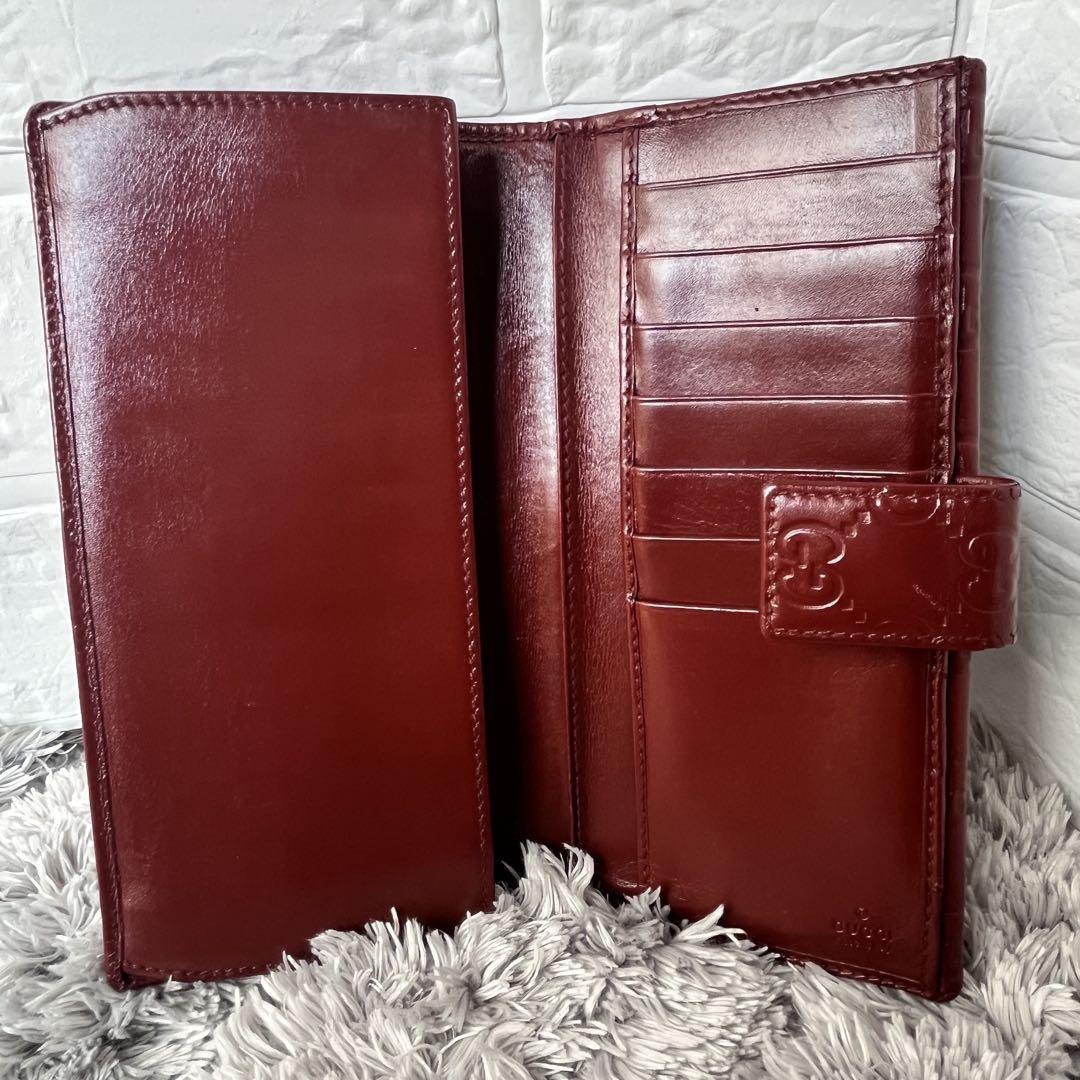 美品✨GUCCI 長財布　Wホック シマ　ロゴプレート　ワインレッド