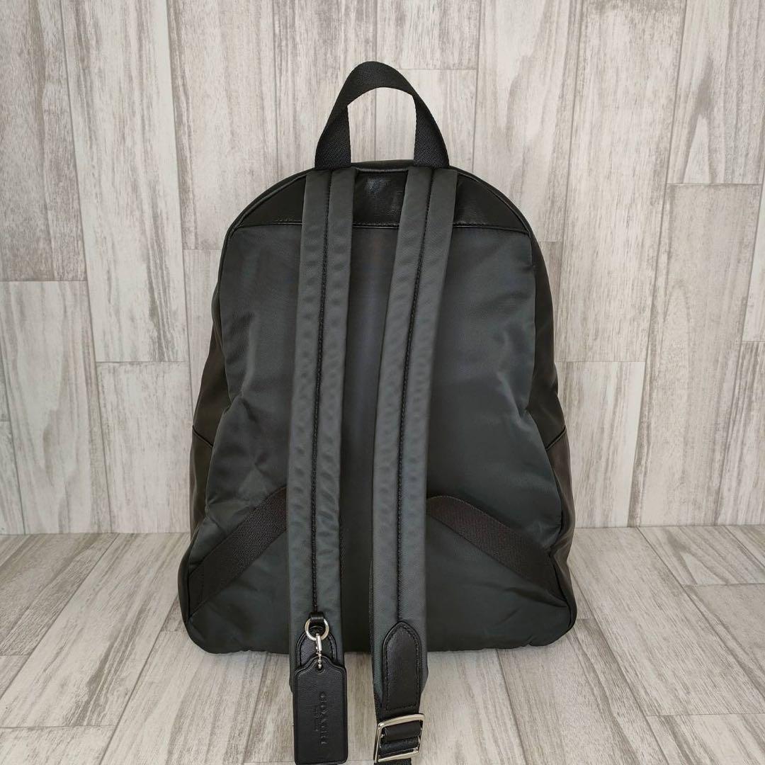 60 COACH コーチ　シグネチャー　リュックサック　バッグパック