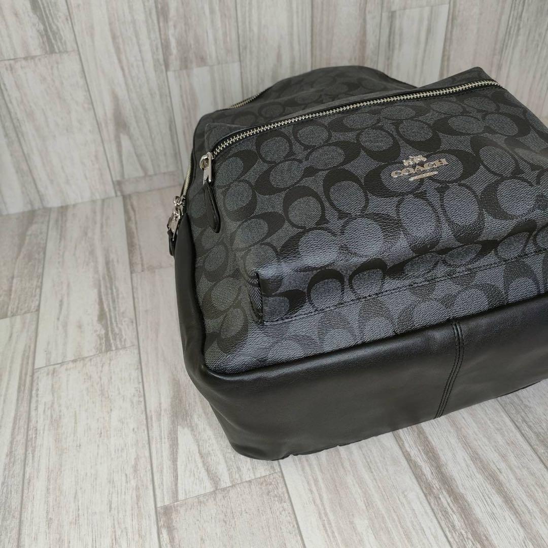 60 COACH コーチ　シグネチャー　リュックサック　バッグパック