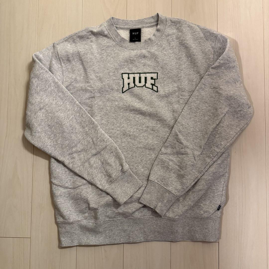 HUF グレー 刺繍ロゴ トレーナー
