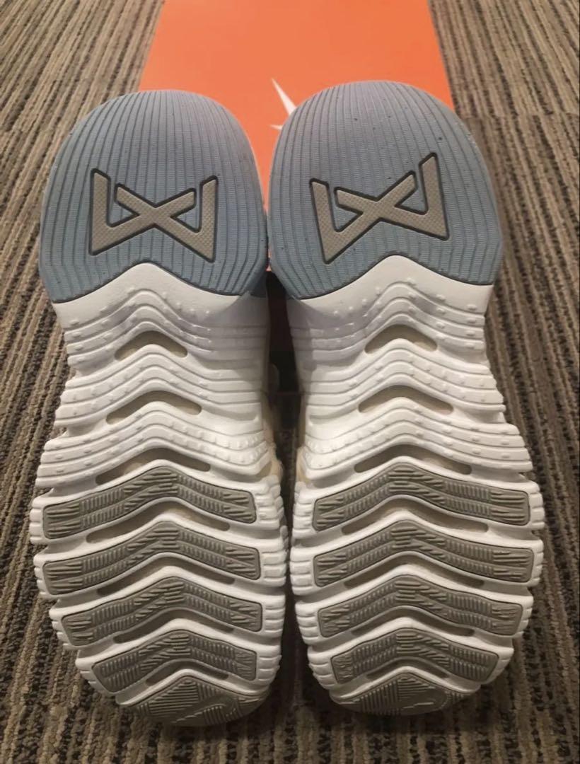 Nike Free Metcon5ベージュ 24.5cm