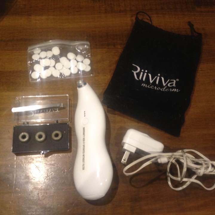 Riiviva microderm マイクロダーマ