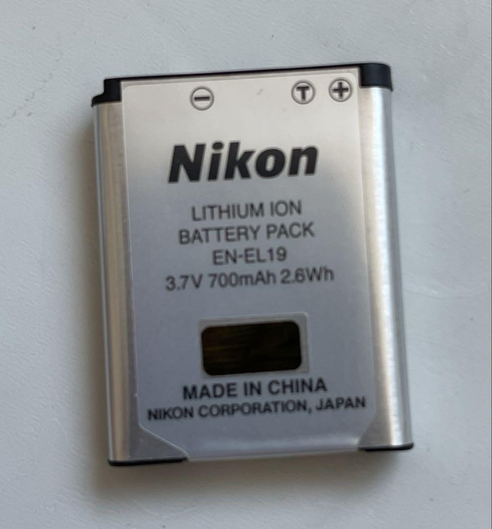 Nikon COOLPIX S3600 シルバー