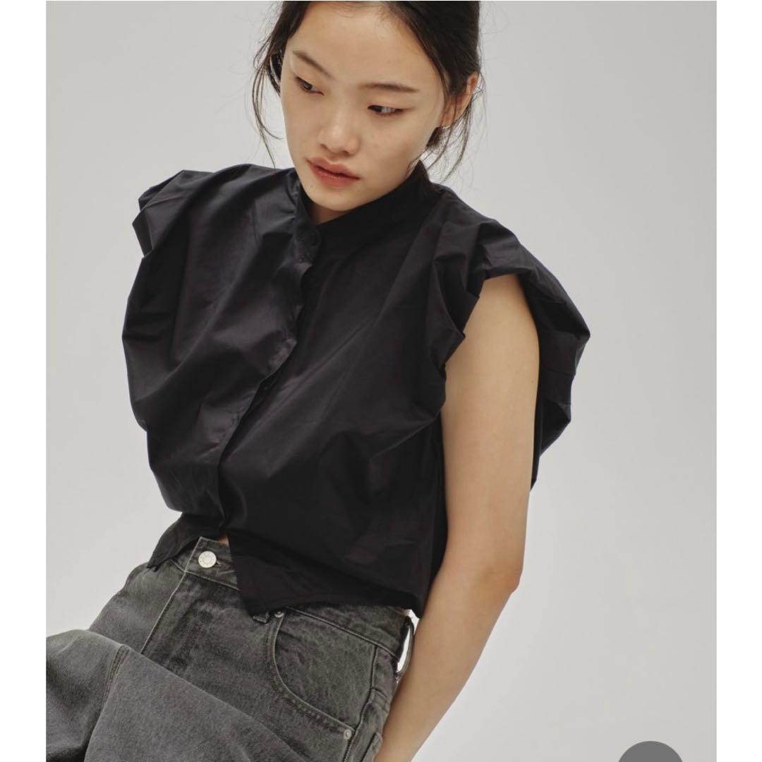 パフショルダーコンパクトシャツ