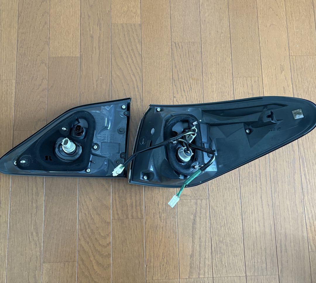 レクサスRX 10系　後期純正テールランプ