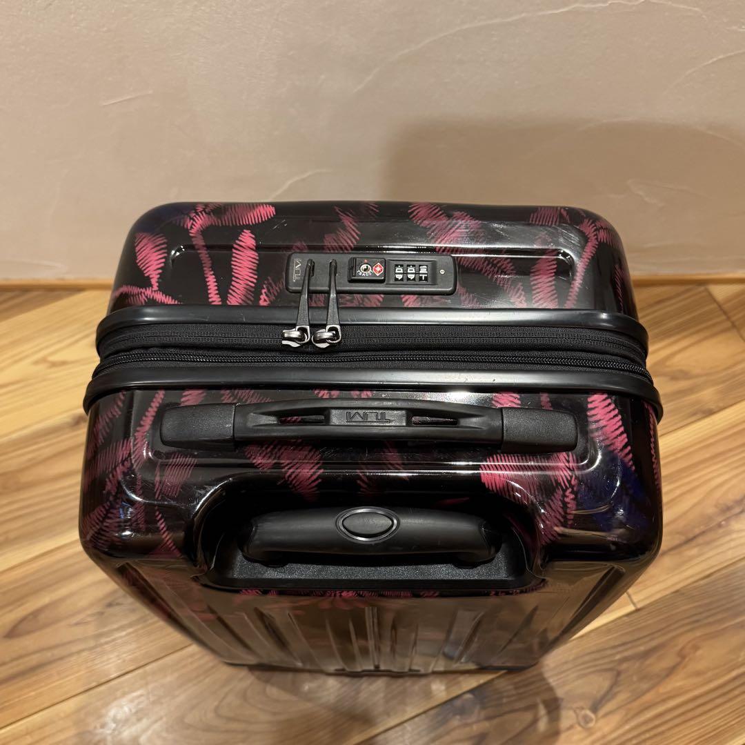 【値下げ】トゥミ TUMI V4キャリーケース 37L 4輪 拡張