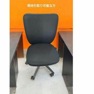 黒いオフィスチェア 人間工学デザイン