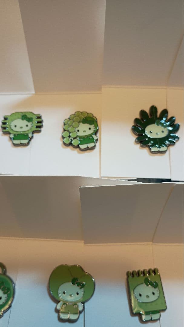 藻キティ　ピンバッジ19個セット 万博