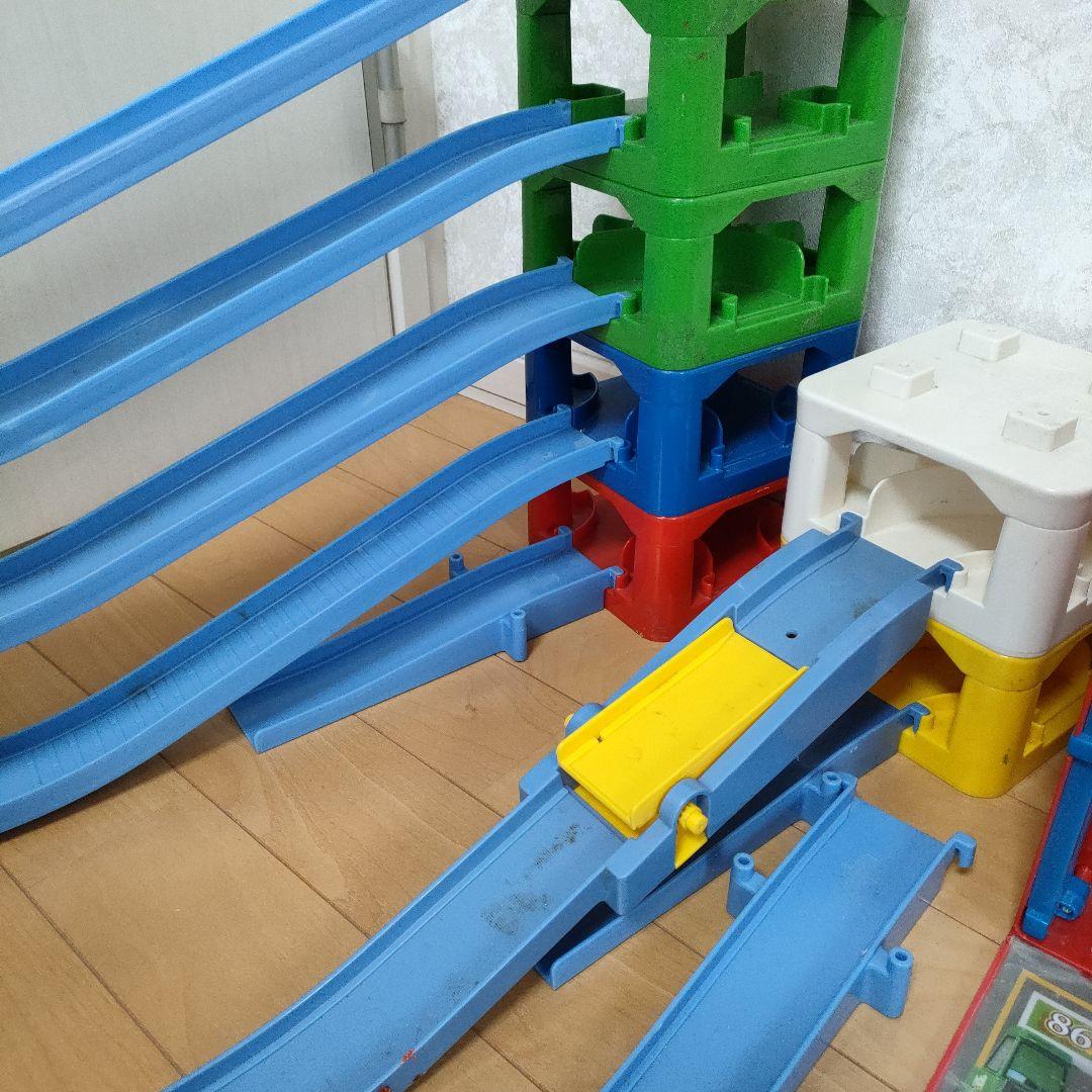 トミカ ミニカーセット レール付き　カーズ