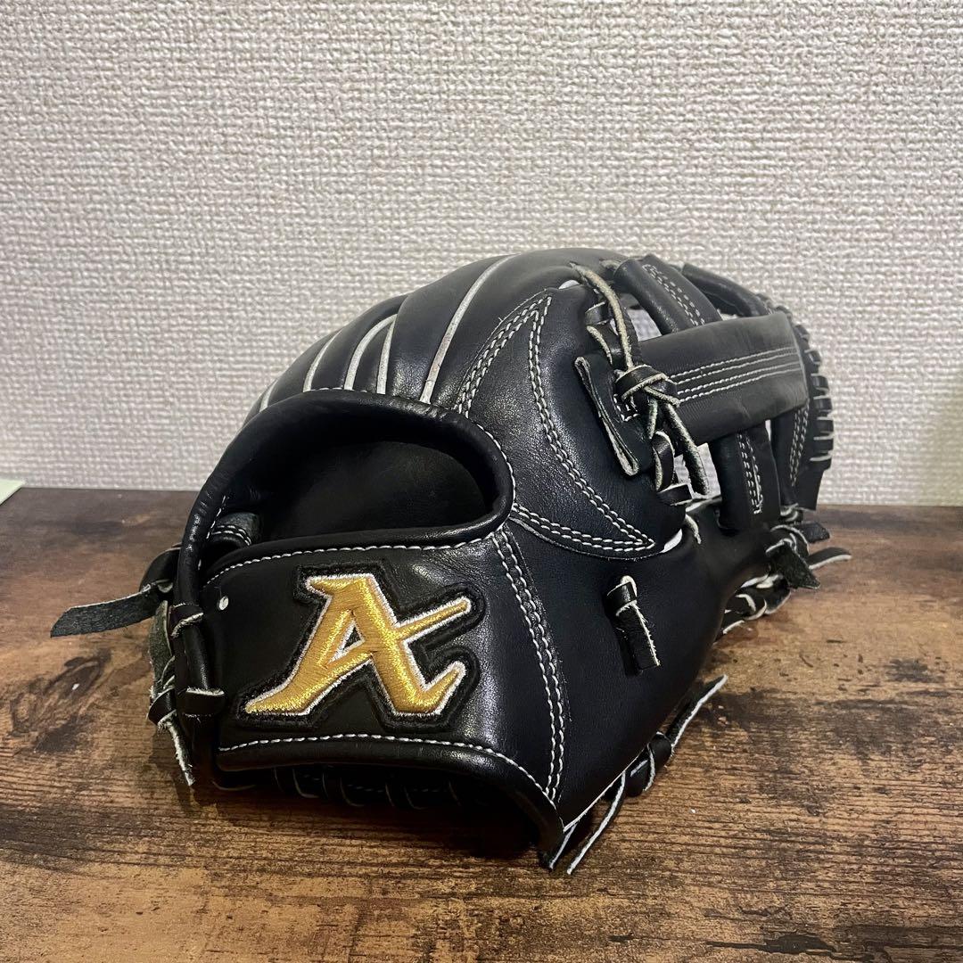 アトムズ硬式内野用グラブ