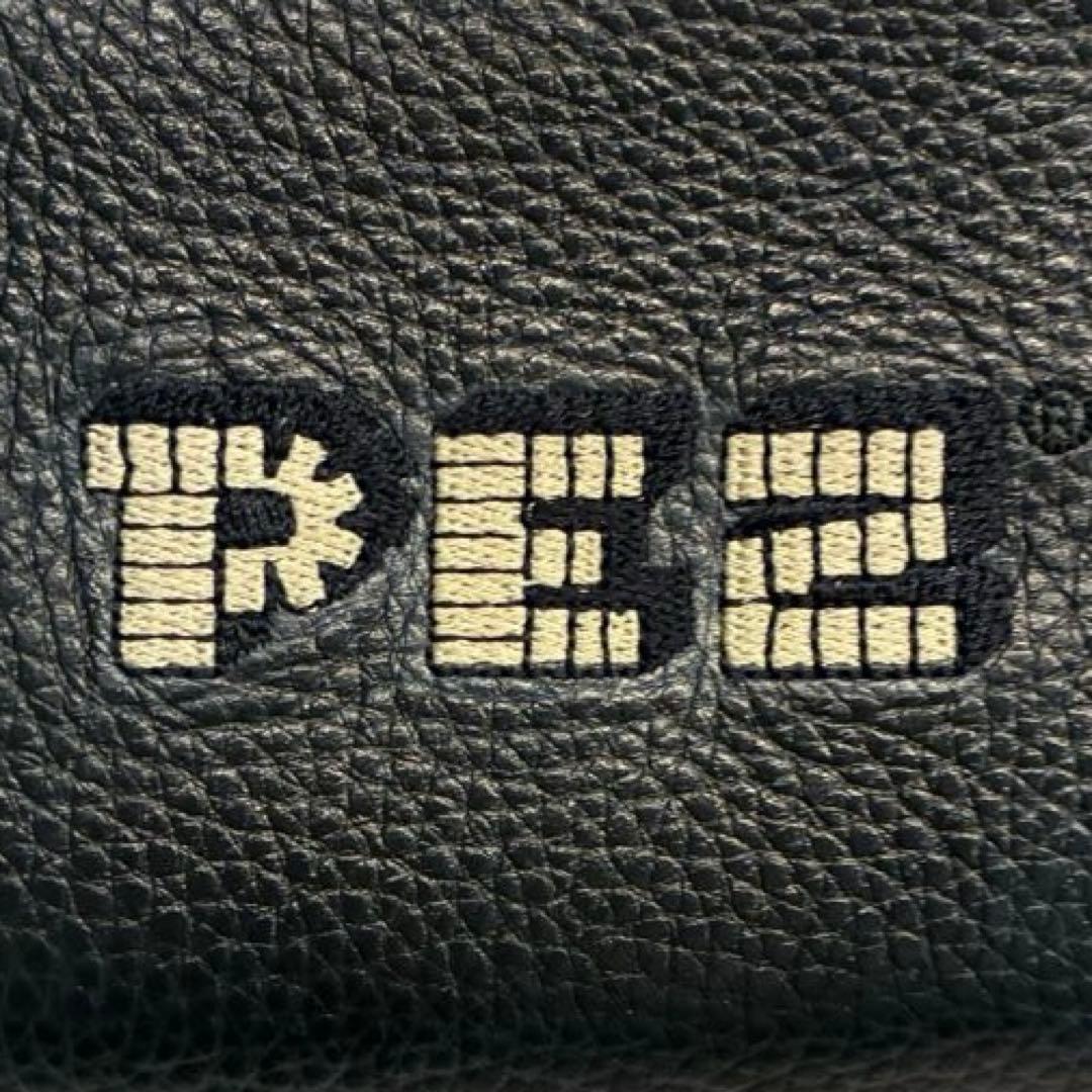 【美品】ear PAPILLONNER×PEZ 刺繍　二つ折り財布 黒