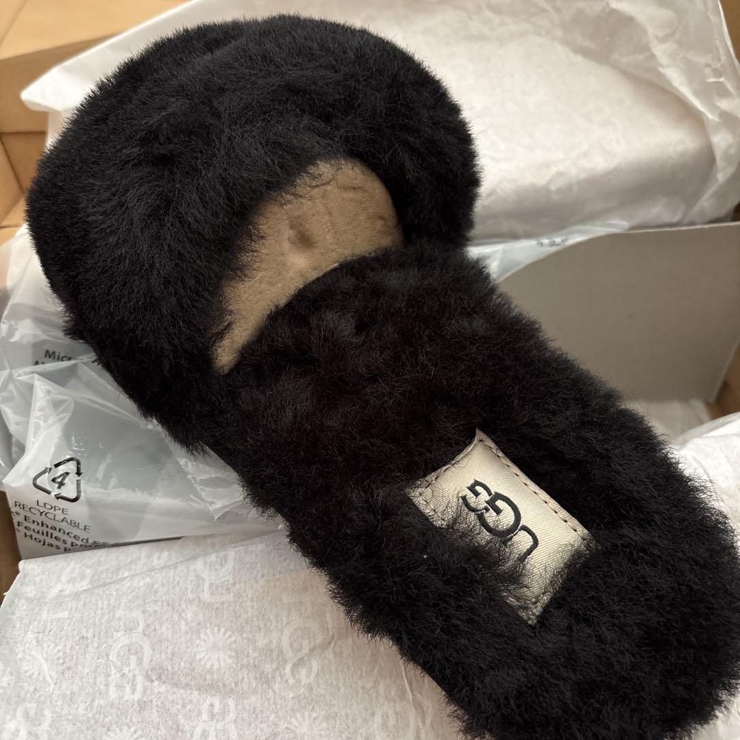 UGG W FLUFF SLIDE Ⅱ サンダル ブラック