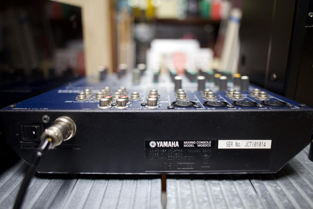 YAMAHA MG82Cx　アナログミキサー　デジタルエフェクター内蔵