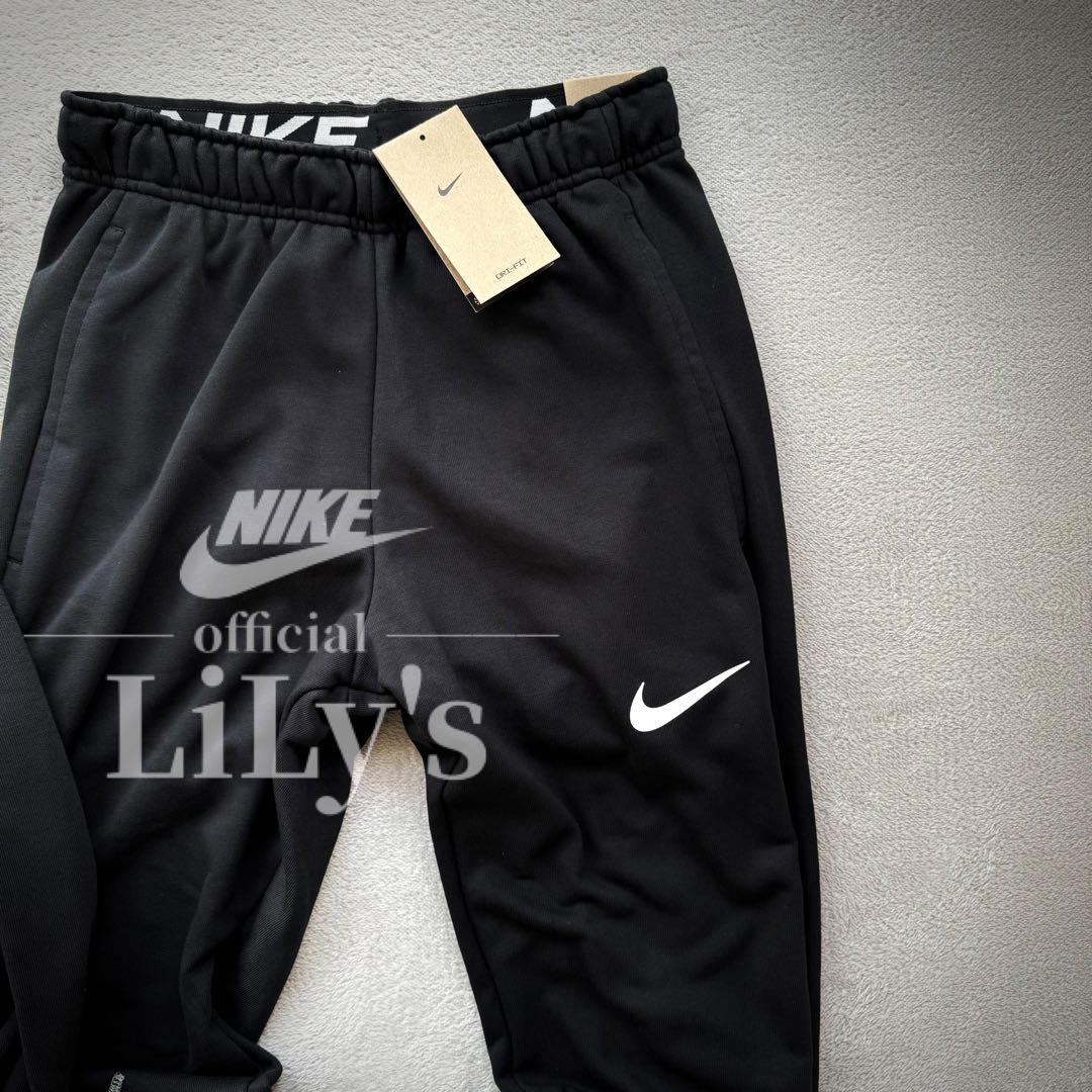 超人気新品 新品NIKE上下セット 上2XL下XL ビッグスウォッシュ 黒白 ナイキ トップス