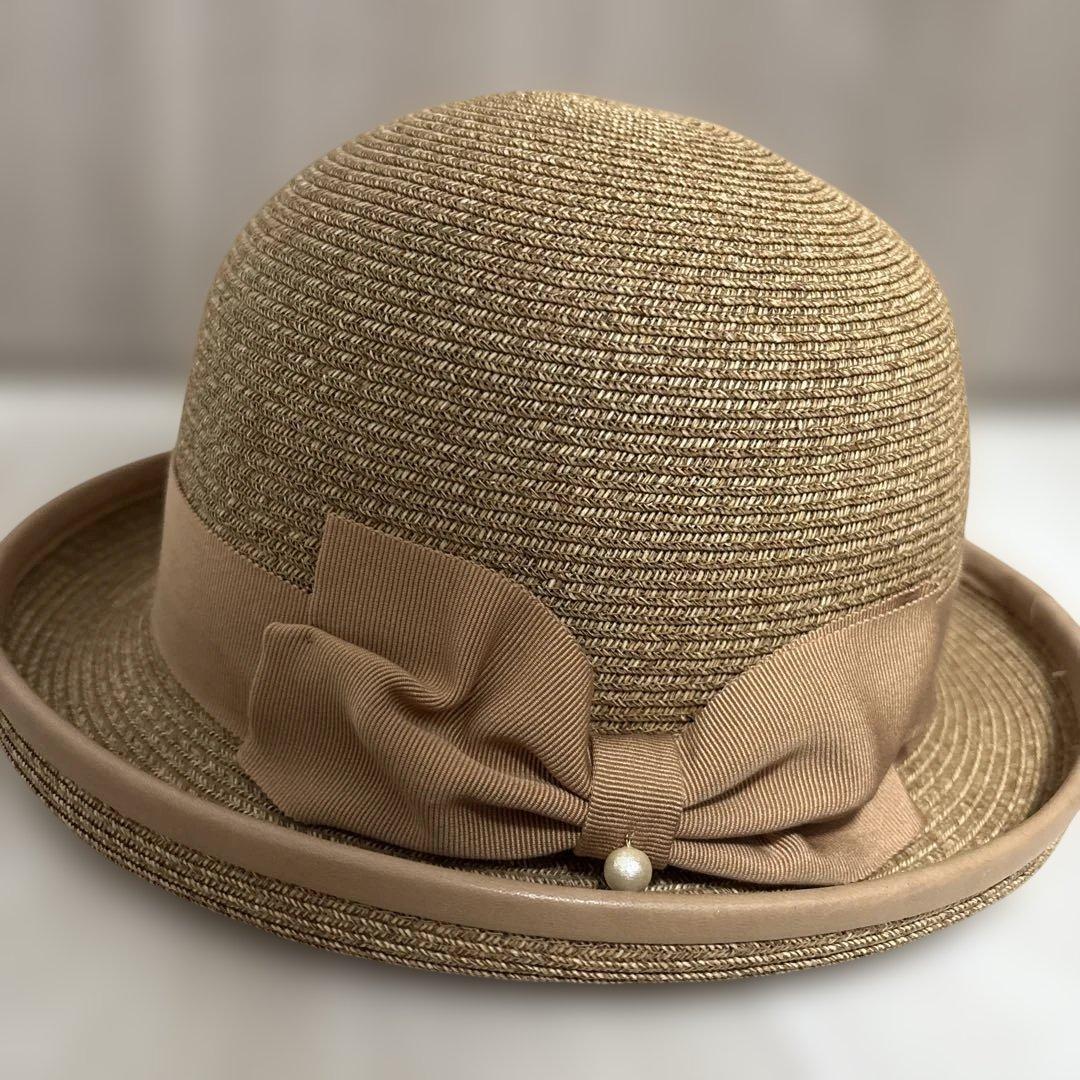 CA4LA ベージュリボン、パールビーズ付きストローハット 麦わら帽子 CA4LA ベージュリボン、パールビーズ付きストローハット 麦わら帽子
