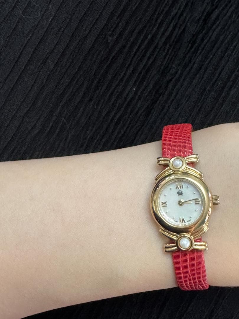 MIKIMOTO アナログ腕時計 赤