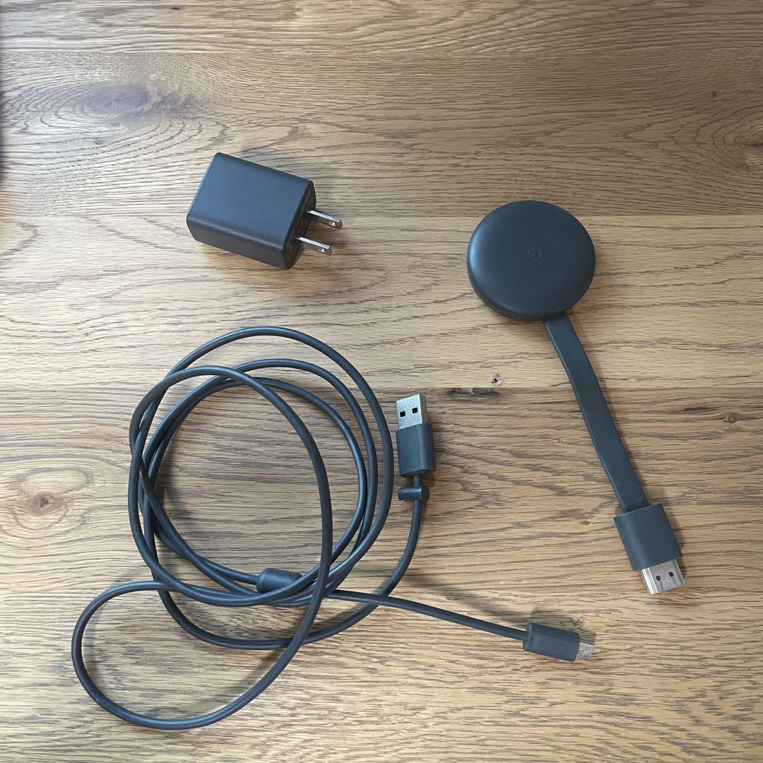 新品同様 Google Chromecast 正規品 第三世代 チャコール クロームキャスト Google Chromecast 正規品 第三世代 2K対応