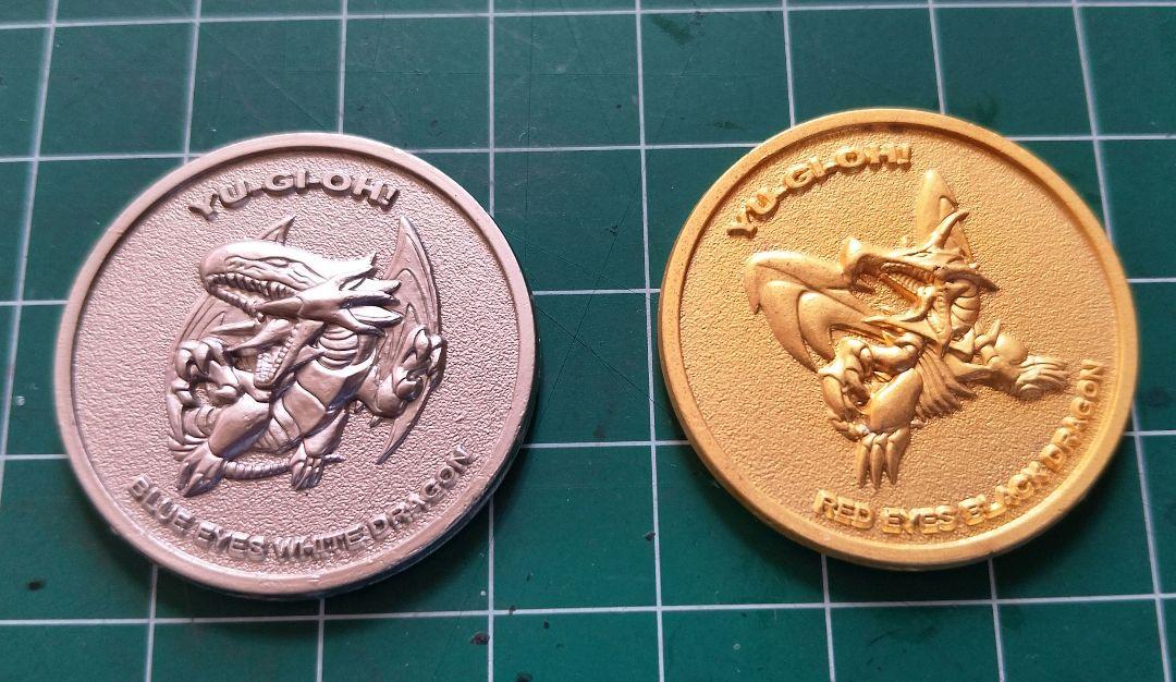 遊戯王 モンスターメダルセット ブルーアイズ&レッドアイズ