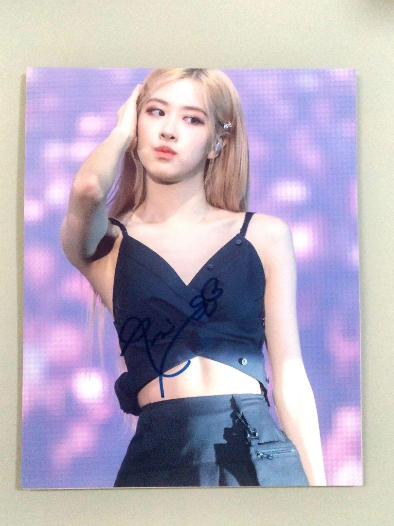 セール中…ロゼ直筆サイン入り超大型写真…Rose…BLACKPINK…③