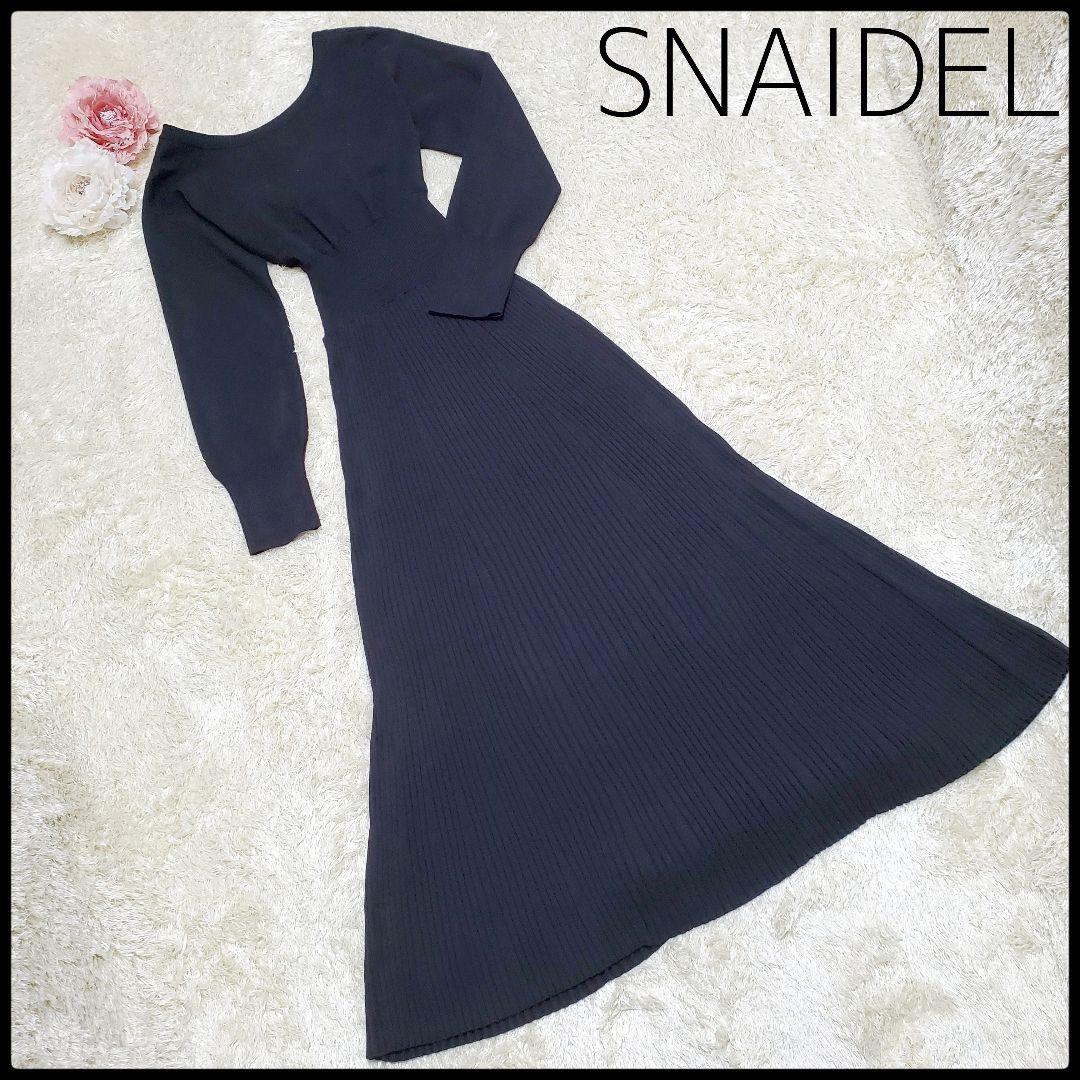 【バックデザイン】 SNIDEL バックリボン リブ ロングニットワンピース 【バックデザイン】 SNIDEL バックリボン リブ ロングニットワンピース