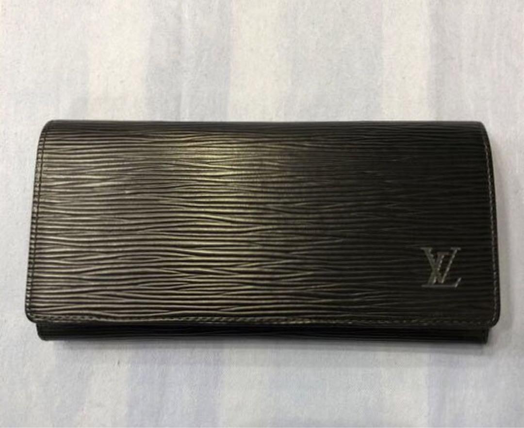 もらって嬉しい出産祝い 札入れ ルイヴィトン Vuitton Louis ポルト クレディ カルト 小物